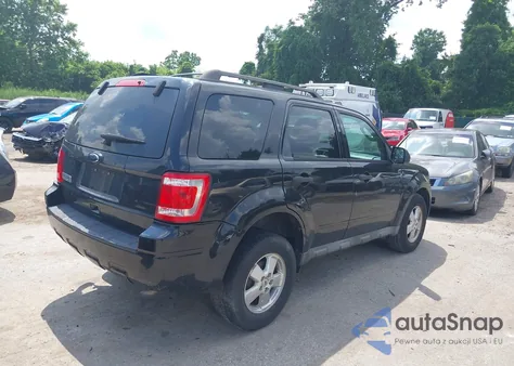 2011 Ford Escape Xlt z USA, uszkodzony, nr VIN 1FMCU9D71BKA12061